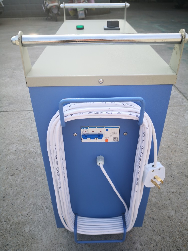 AU521F加油機(jī) (7)_conew1.jpg