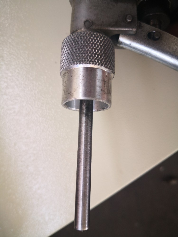 AU521F加油機(jī) (1)_conew1.jpg